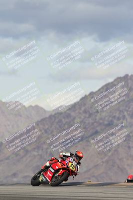 media/Nov-16-2025-Race Pace (Sun) [[8c5fa54630]]/Verified Riders/5-Turn 9 (1135am)/